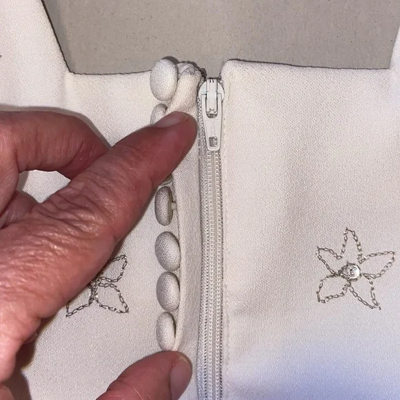 Anjolique Beaded Off-White Wedding Outfit Top - Picture 4 of 9